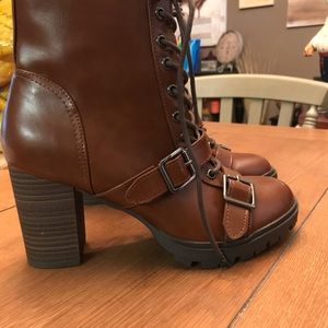 Cute boots by C comfort